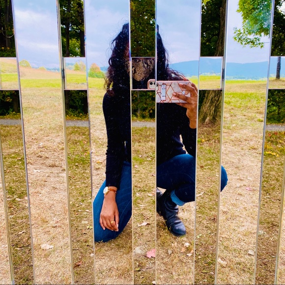 Meet your Posher 💕 - Picture 1 of 1